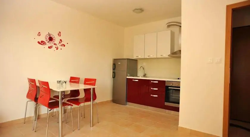 Apartment Lara