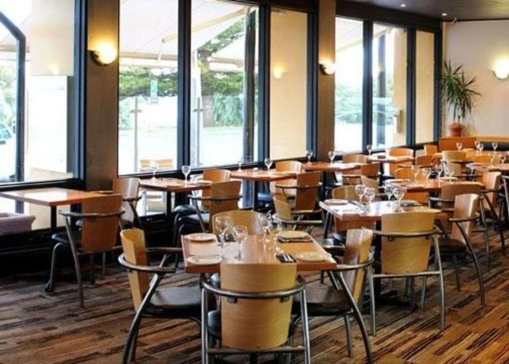 Richmond Henty Hotel