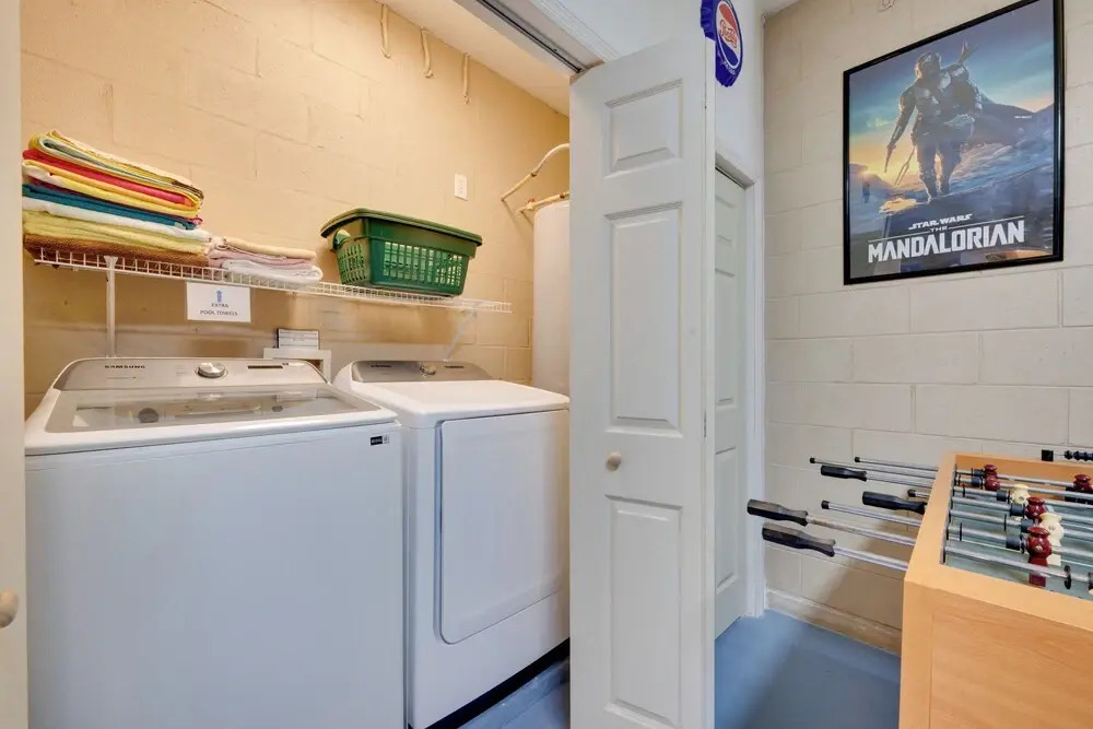Private Pool + Game Room near Disney & Parks