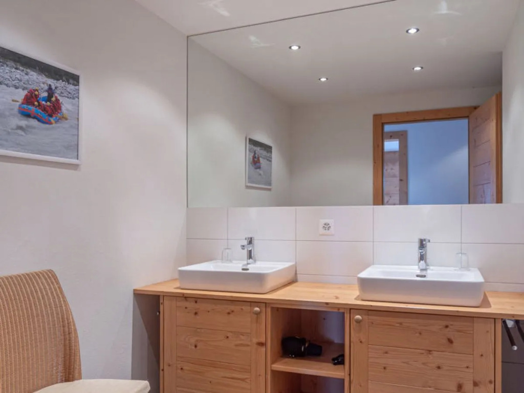 Chalet Chalet Jadi by Interhome
