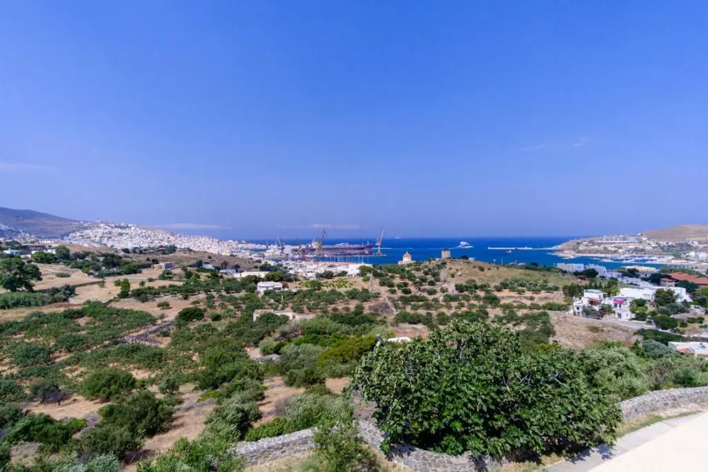 Avrofilito Syros Houses