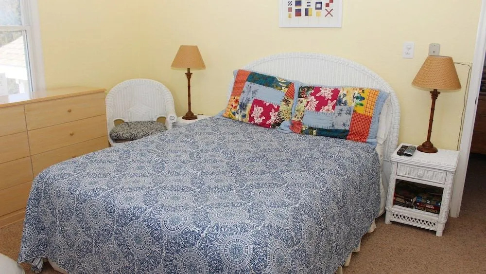 Lighthouse Breeze 1242 - 5 Br Home