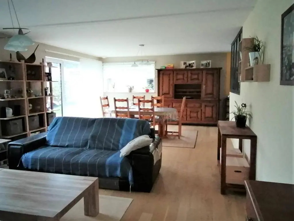 Villa en bois récente avec jardin, WIFI à 800m du centre de TREBEURDEN - Réf 668