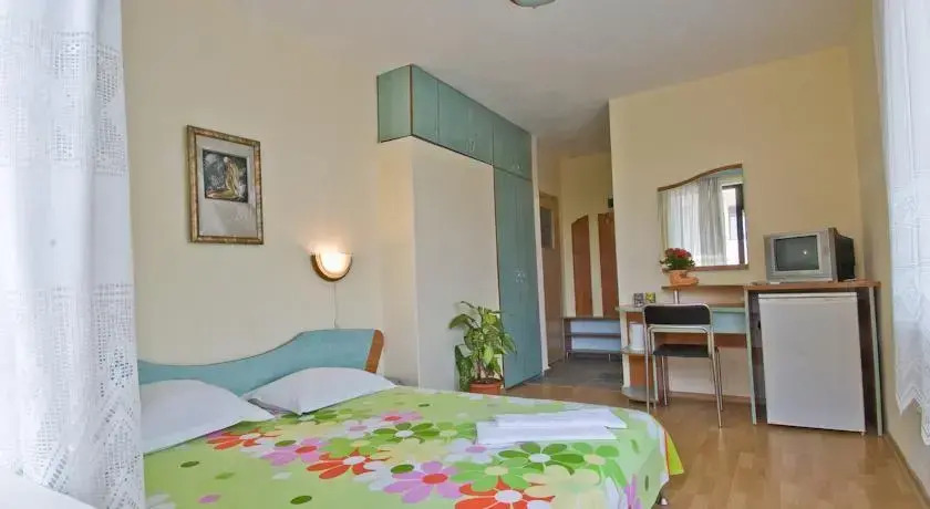 Vania Guest House