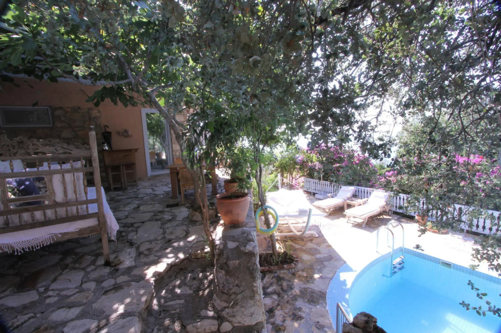 Beyaz Yunus Hotel
