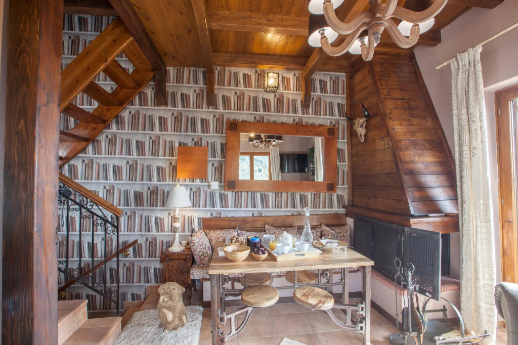 Rock Dandy Deluxe Chalet - Panoramic Mountains & Sauna