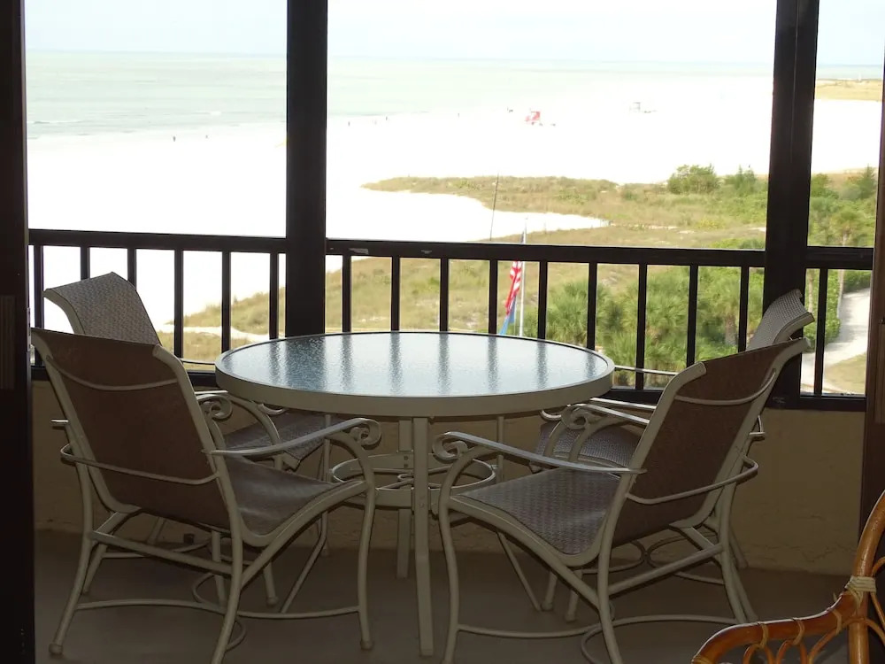 Gulf And Bay Club- A702 Amazing Views! Steps From The Beach! 2 Bedroom Condo