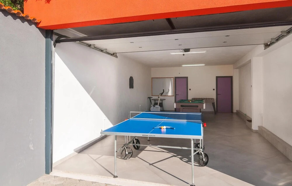 Beautiful Home in Omis With Wifi and 4 Bedrooms