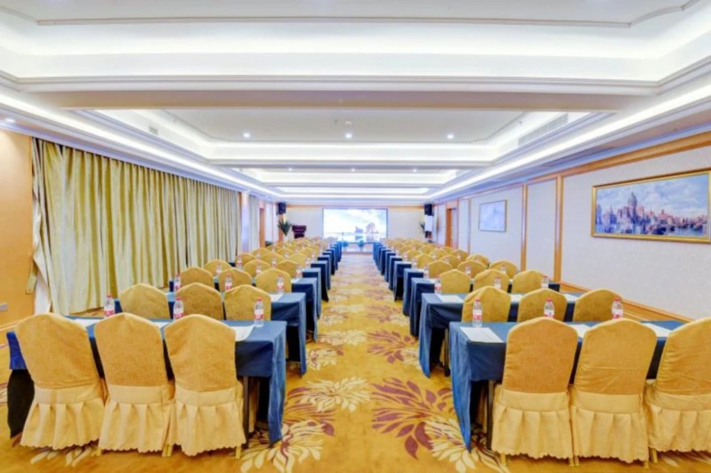 Vienna Internation Hotel Nanchang Lake
