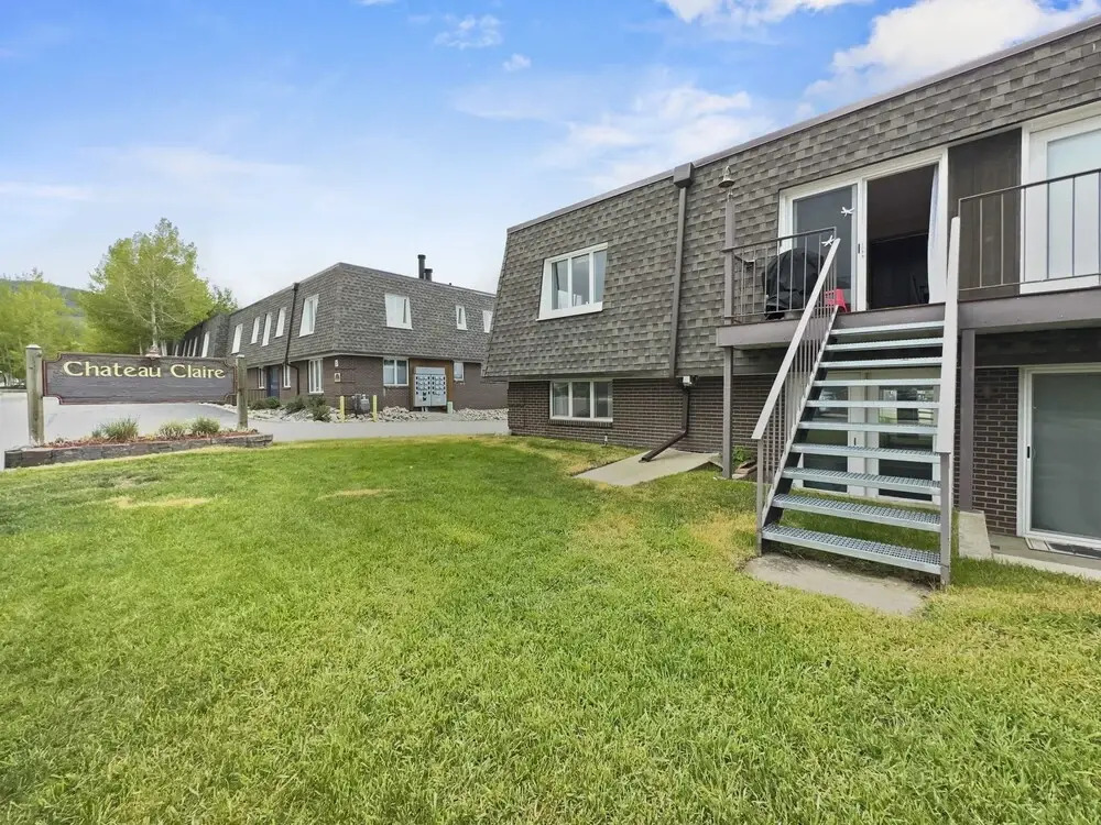Cc12 Chateau Claire 2 Bedroom Condo by RedAwning