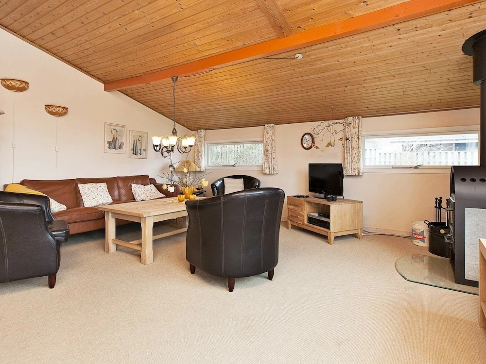 Luxurious Holiday Home in Ebeltoft Jutland With Terrace
