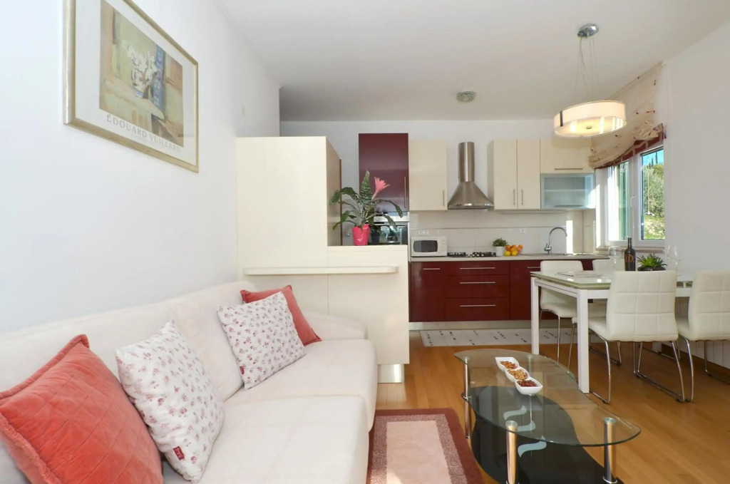 Apartmani Adela
