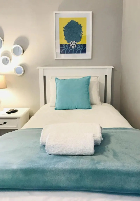 Dolphin Circle Bed and Breakfast