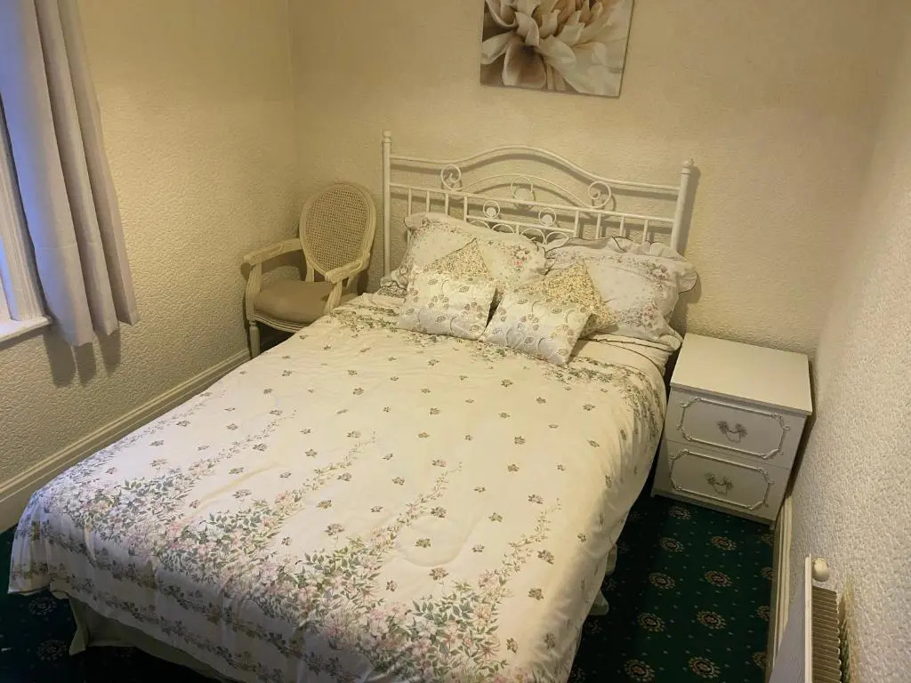 Highbury Hotel