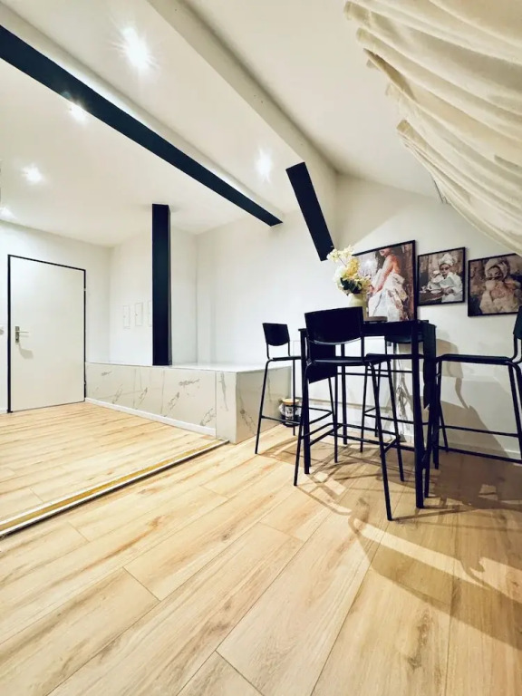 Comfortable Budget Room near Liesing