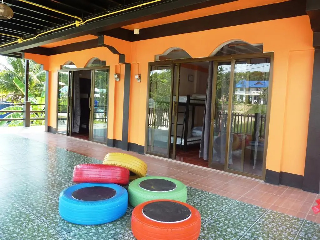 Baan Chalok Hostel