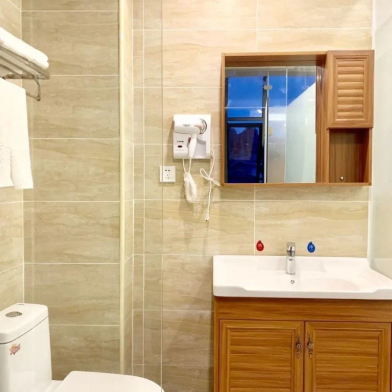 Qingyunge Hotel