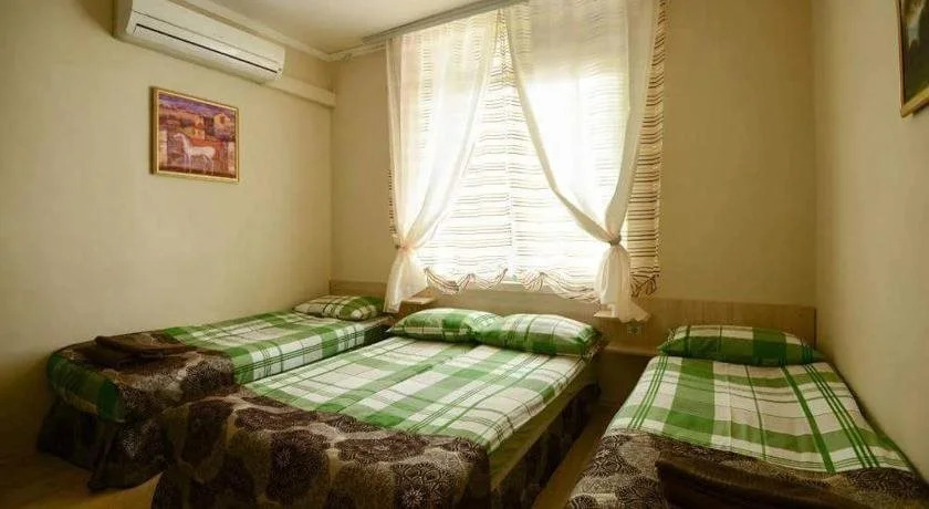 Residence Art Guest House