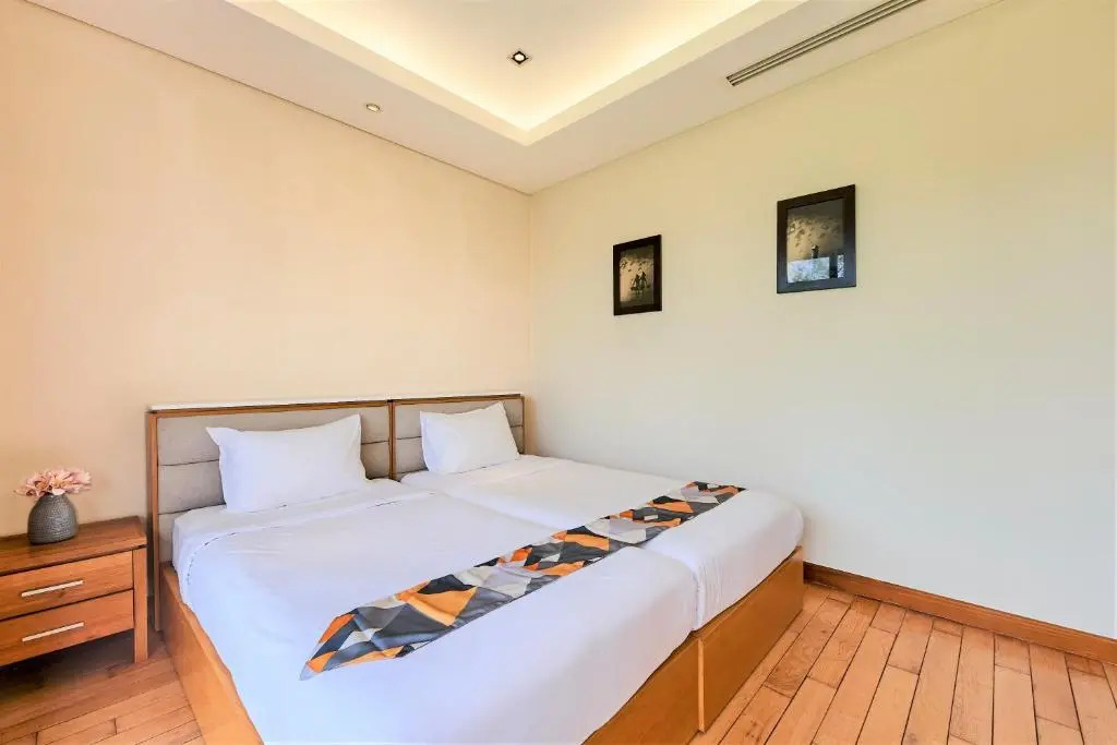 EmblemSea Luxury Villas few steps to the Danang beach
