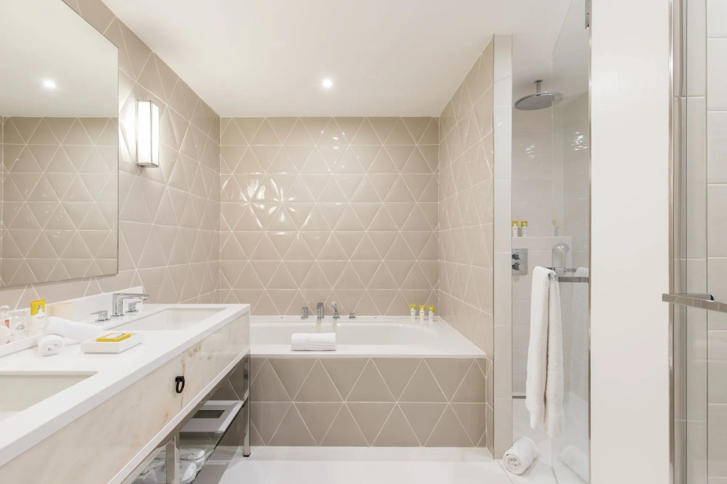 Hôtel Chais Monnet & Spa