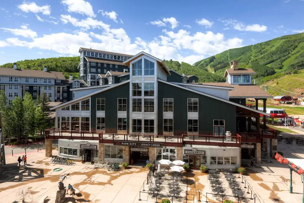 Resort Plaza #5061 by Avantstay Located in Park City Mountain Resort Close to the Slopes!