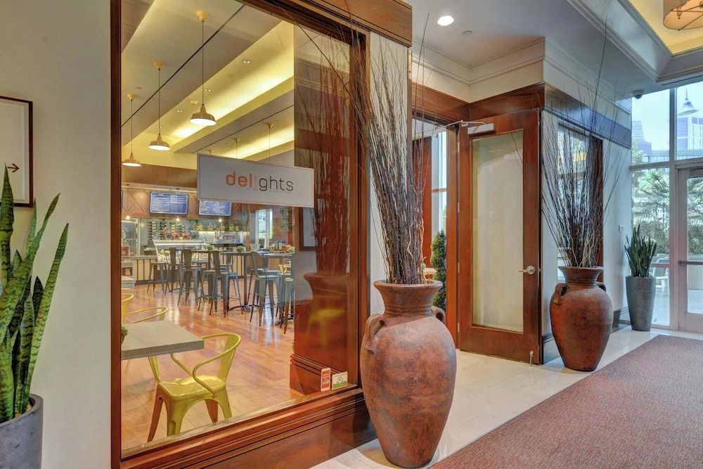 Stunning Strip View Penthouse, Balcony 37617