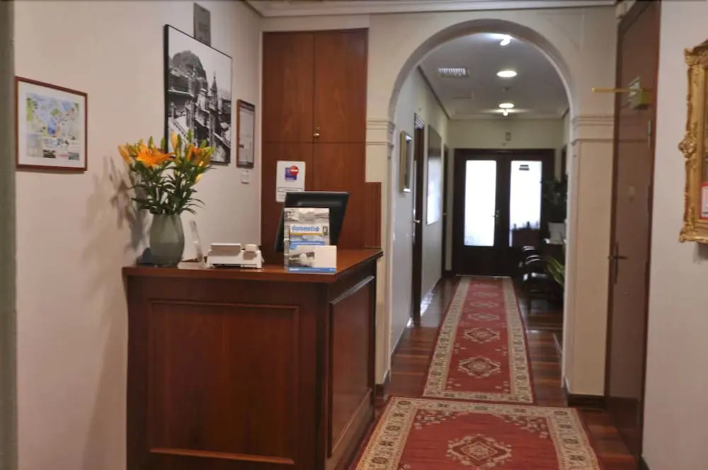Pension Alameda