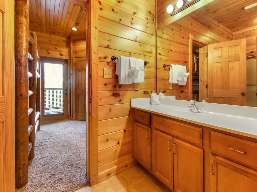 Big Sky Lodge II