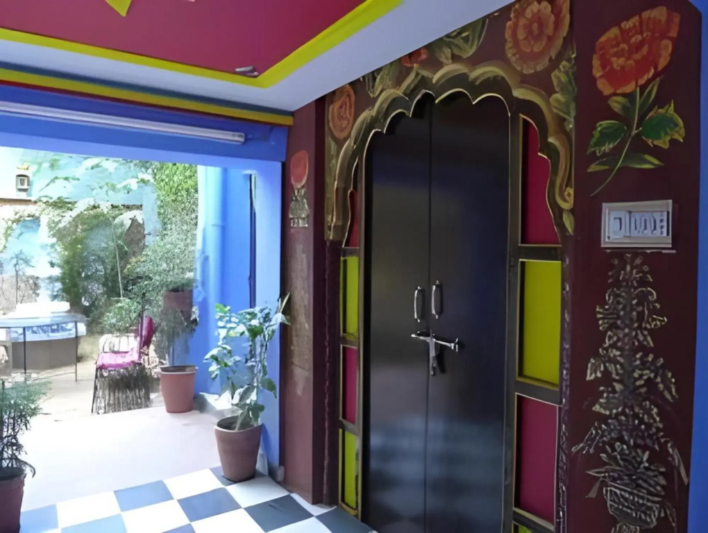 Sarvar Guest House