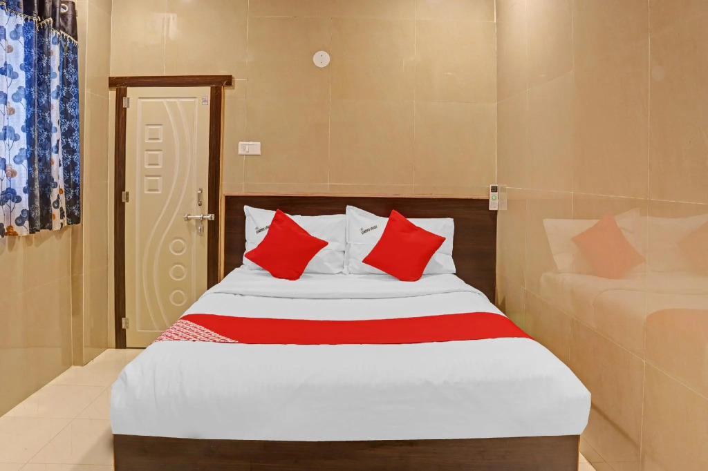 Sindhu Lodge by OYO Rooms