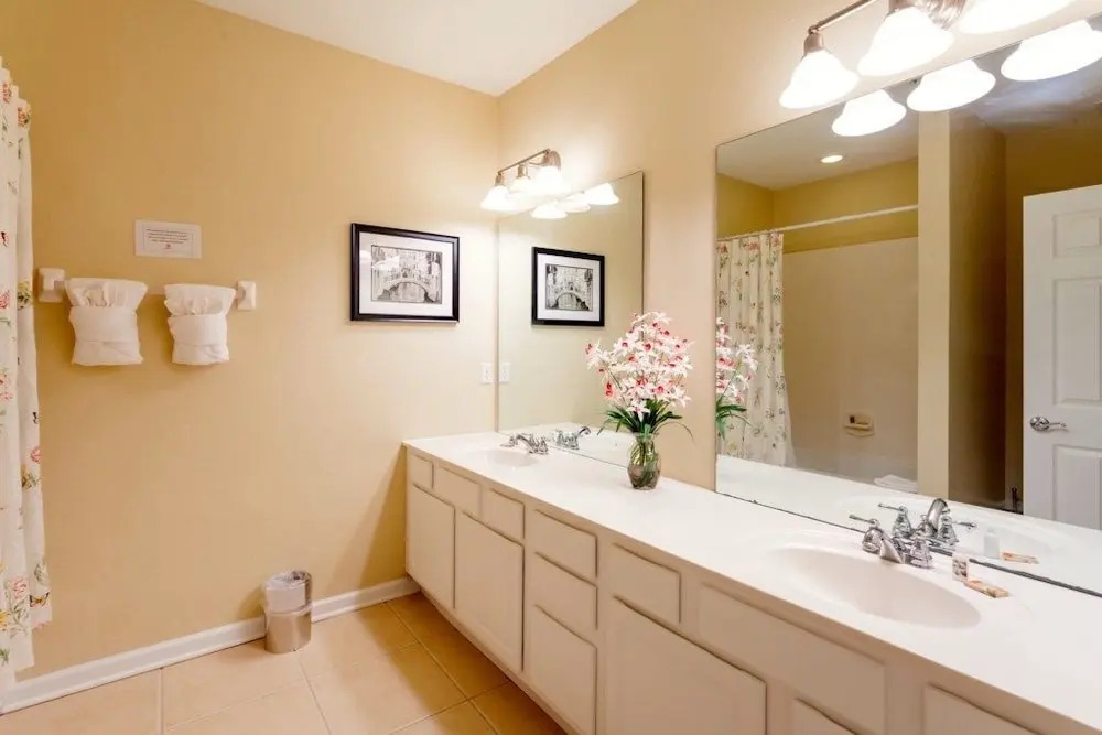 5038 Tideview Cir 23 3 Br townhouse by RedAwning