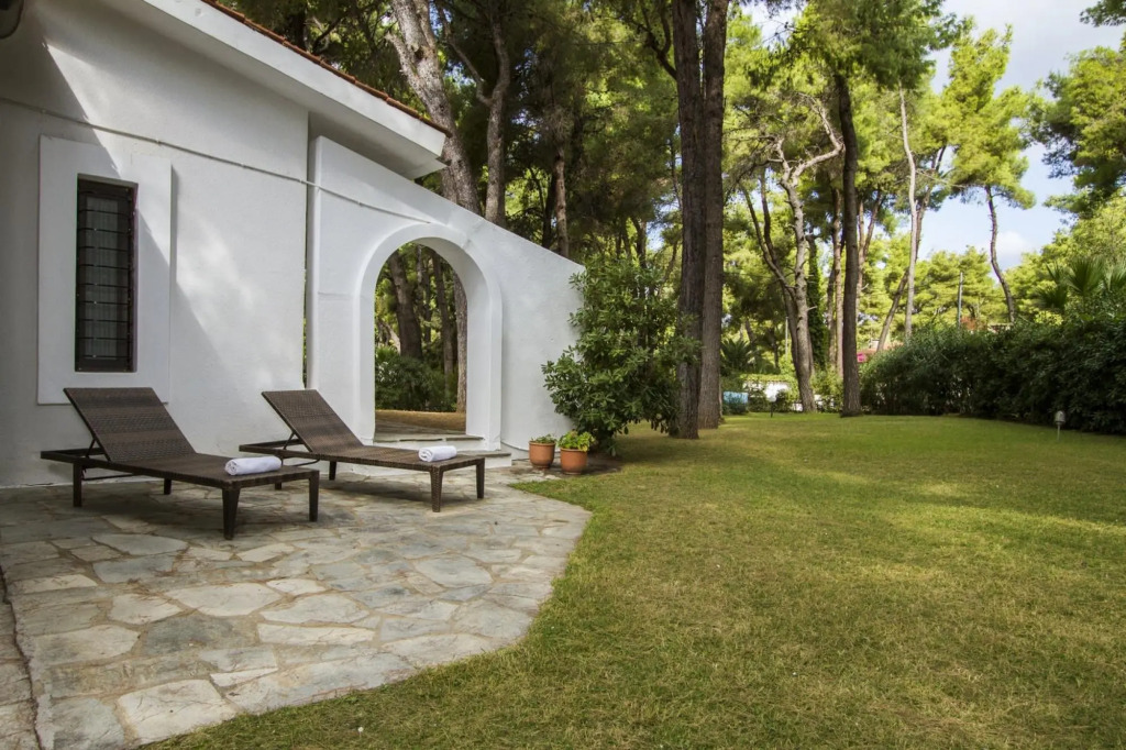 Sani Seaside Luxury - Thalia Pool Retreat