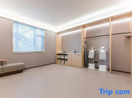 JI Hotel (Qiqihar Railway Station)