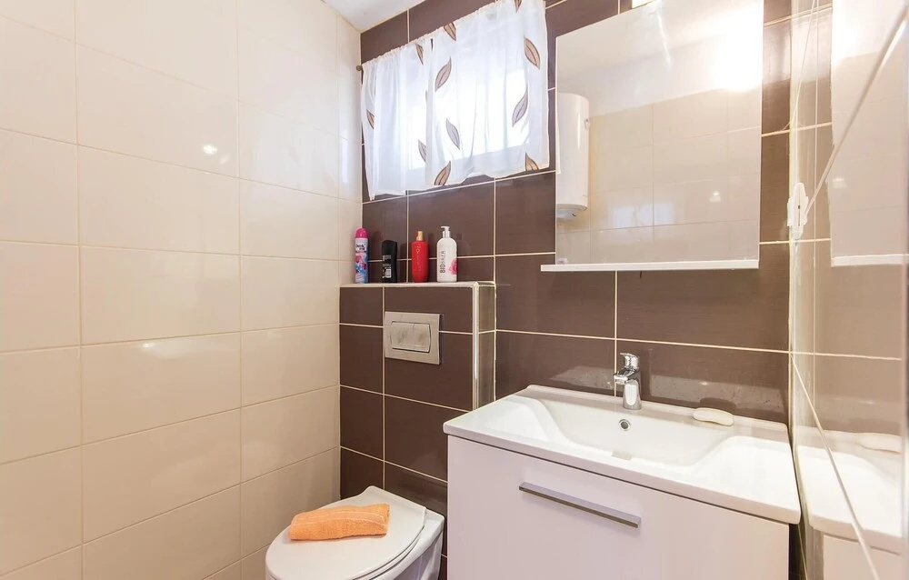Stunning Home In Hreljici With Wifi