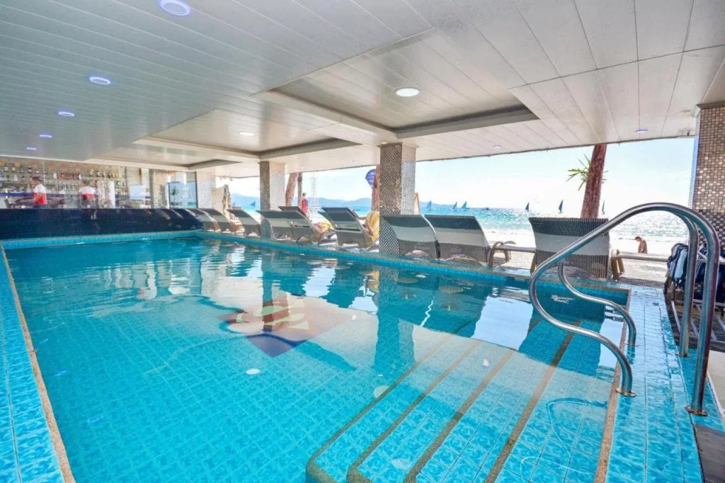 Diamond Water Edge Resort