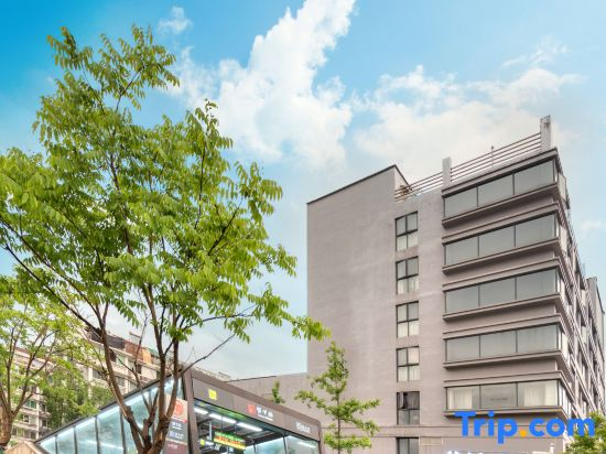 Jianguo · HIDDEN Hotel (Hangzhou Xihu Liuxia Subway Station)