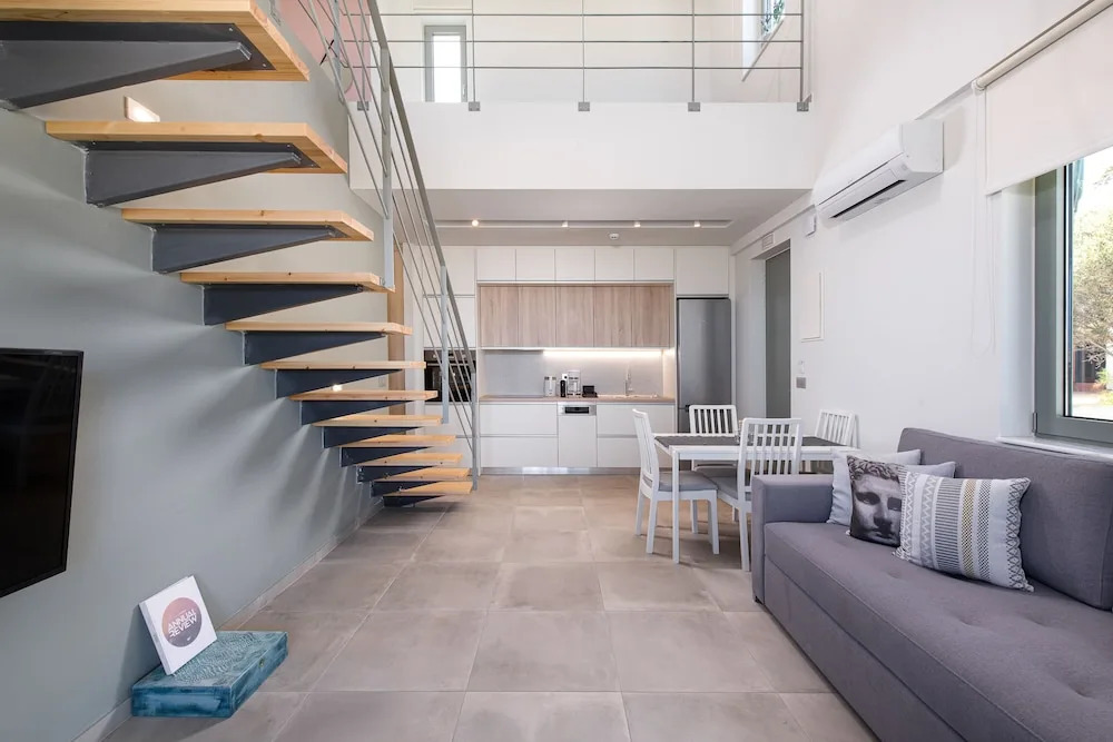 Heliades Residence