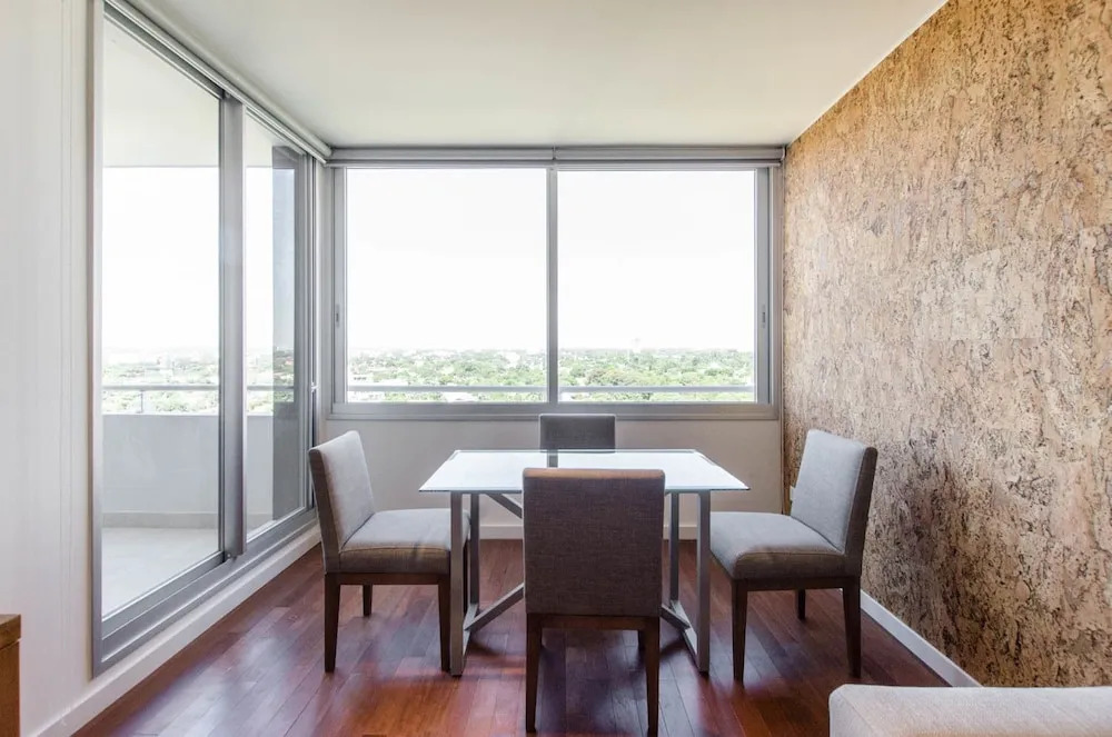 Private 5 Star 1 Bedroom Apartment on SkyTower