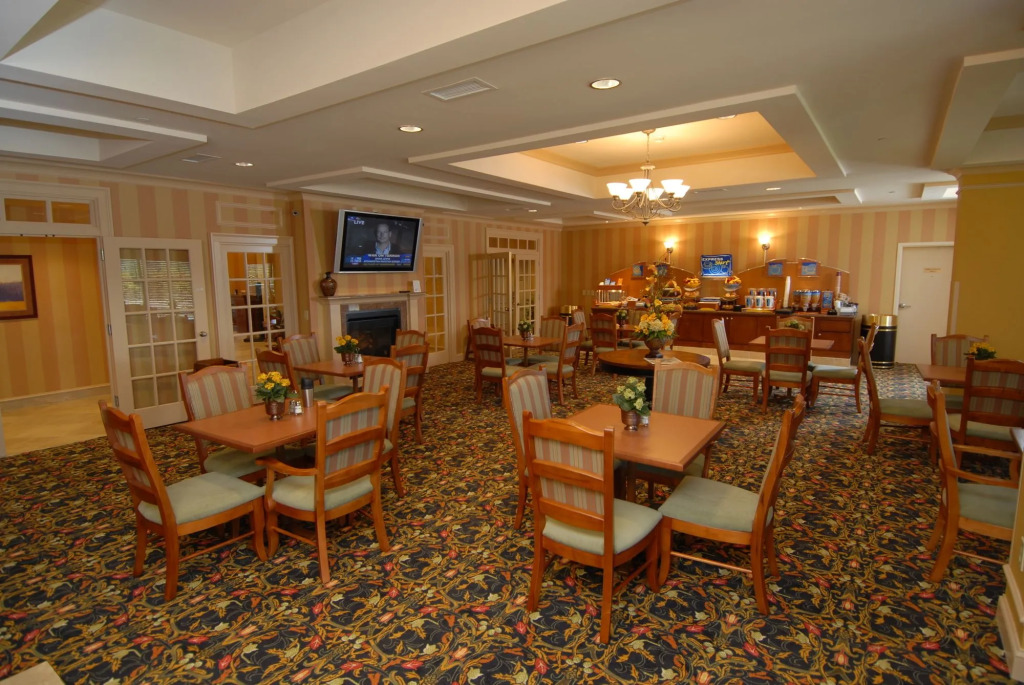 Holiday Inn Express & Suites Florence I-95 & I-20 Civic Ctr by IHG