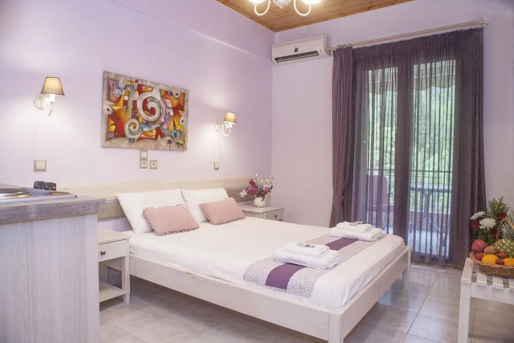 Nontas Home