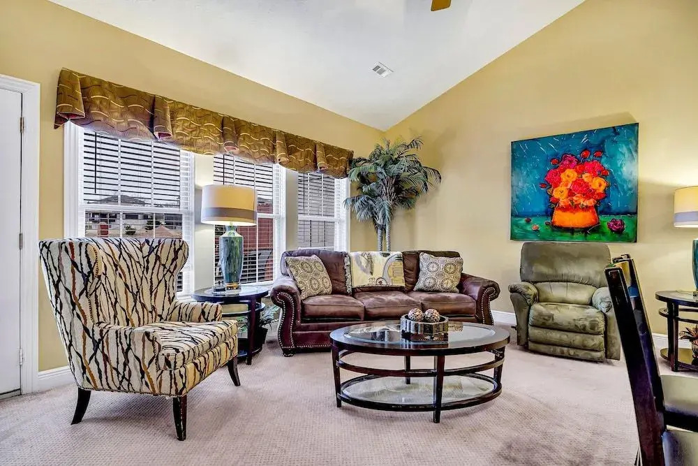 Vista - Sleeps 6-10 4 Bedroom Villa by RedAwning
