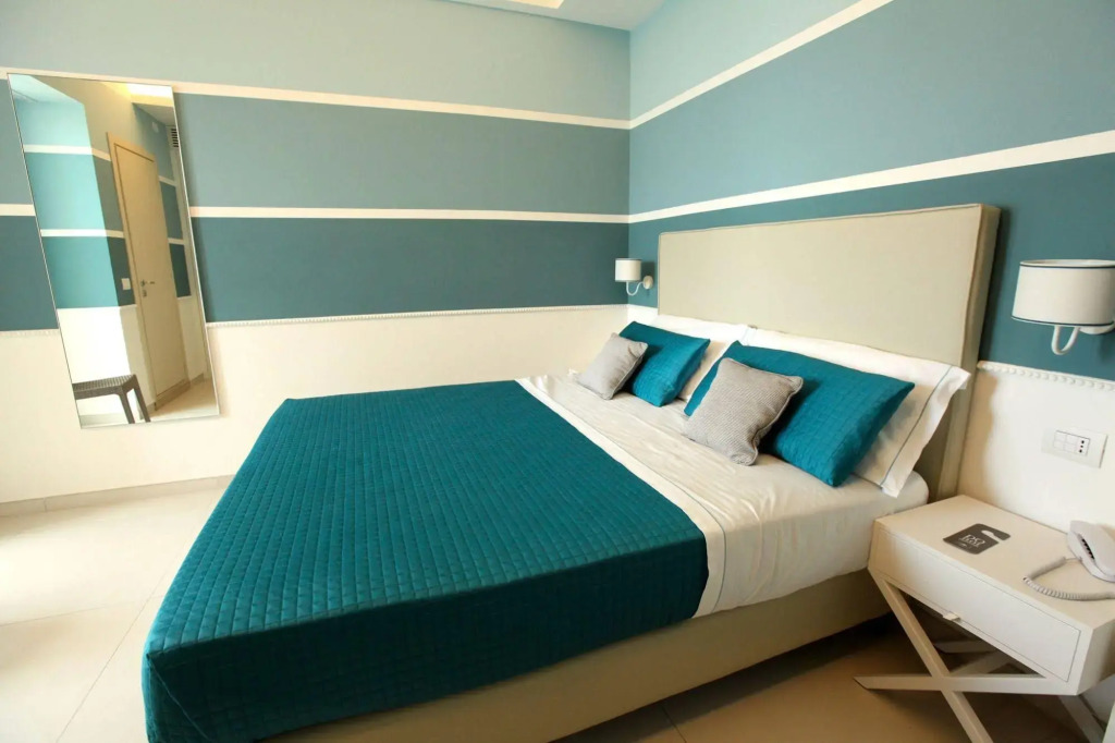 Hotel Ambassador