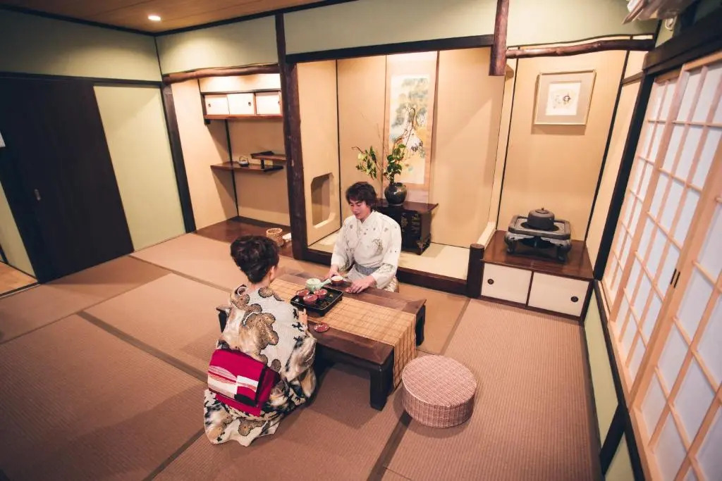 Shirakabanoyado - MUTSUKI, 白樺の宿 睦月, Japanese House with Garden, 3BR 3Bathrooms