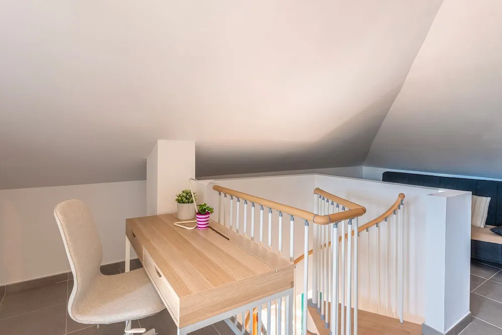 SkySea Holidays CITY CENTER SUITES