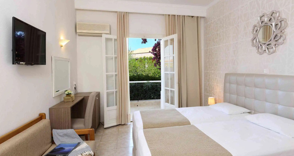 Nefeli Hotel
