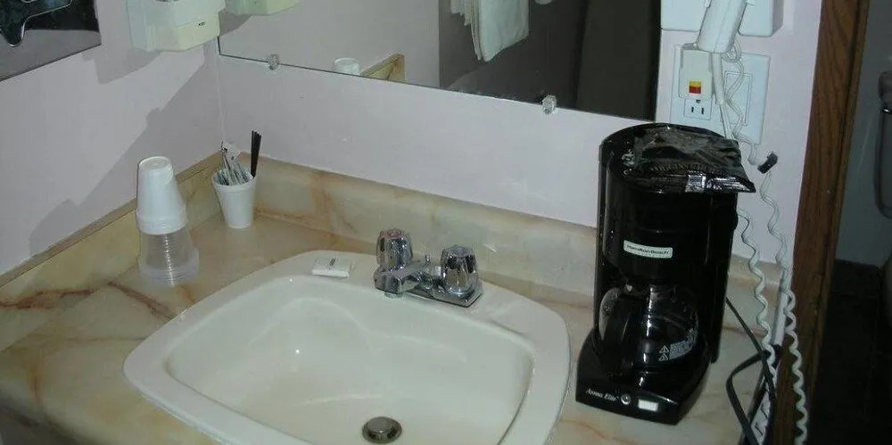 Cache Creek Inn