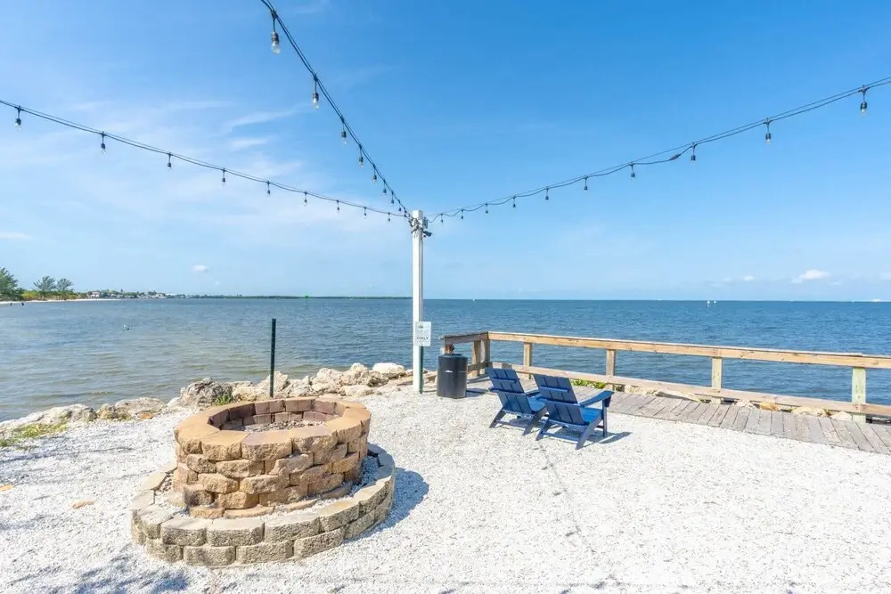 464 Little Harbor