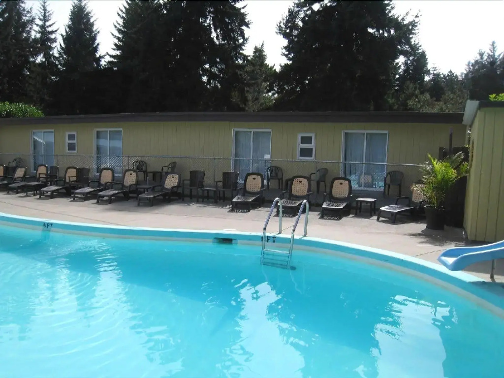 Riverside Resort & RV Park