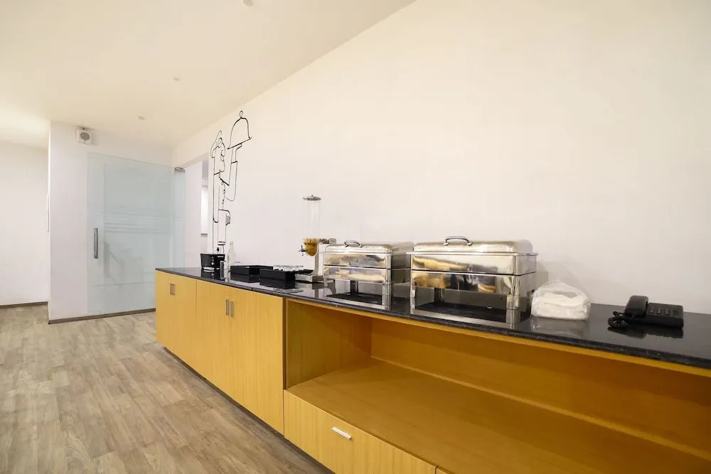 Oyo Townhouse 120 Shushant Lok