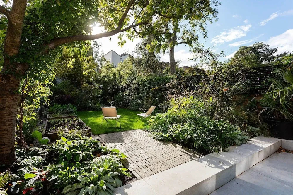 Veeve - Canonbury Charm